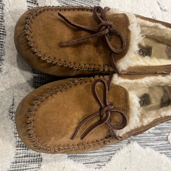 Ugg moccasins, gently worn, size 7 - Picture 2 of 6